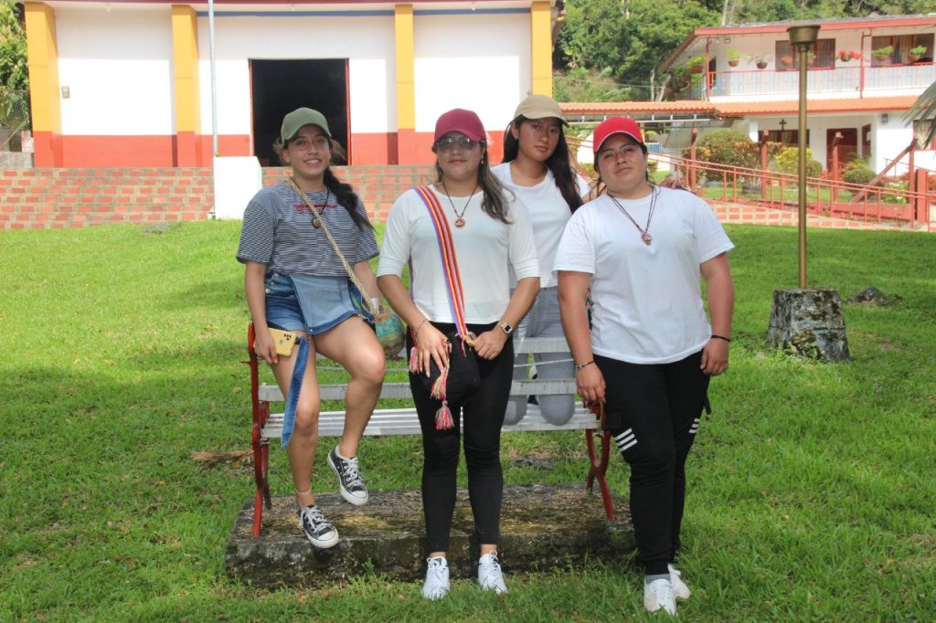 IES CINOC EDUCACIÓN SUPERIOR