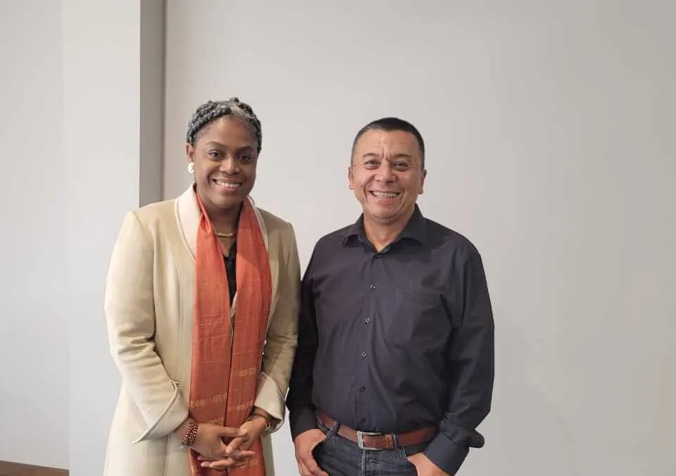 Dialogo con ministra de Educación