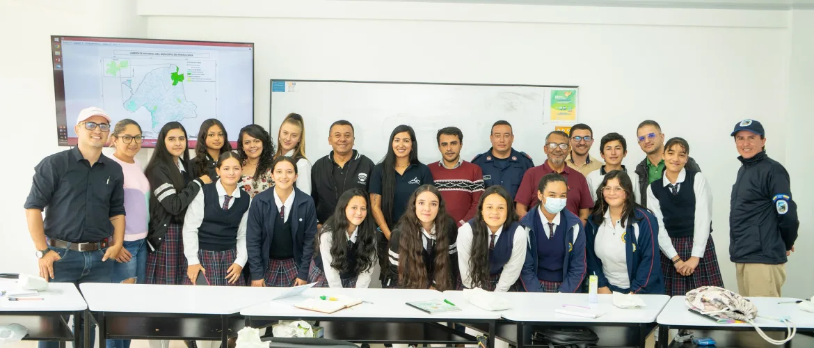 IES CINOC EDUCACIÓN SUPERIOR