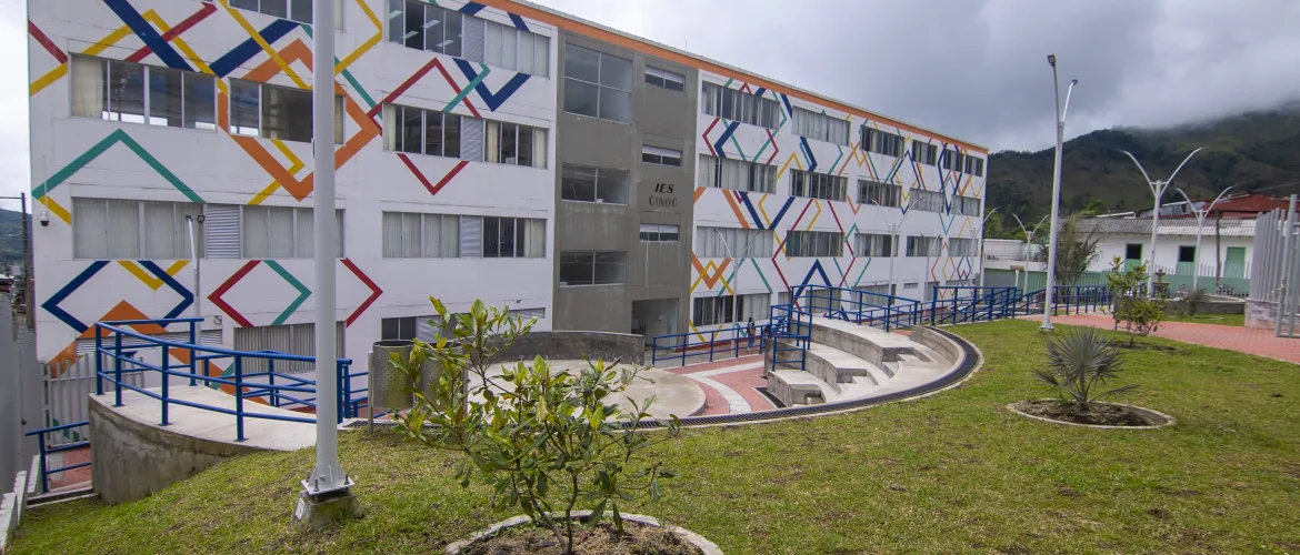 EDUCACIÓN SUPERIOR